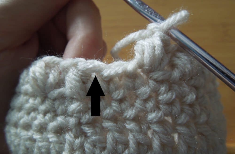 Baby Bean Hat Close Up Next Stitch after first bean stitch