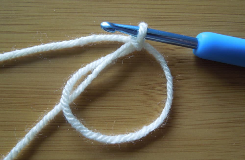 Magic loop and chain 1