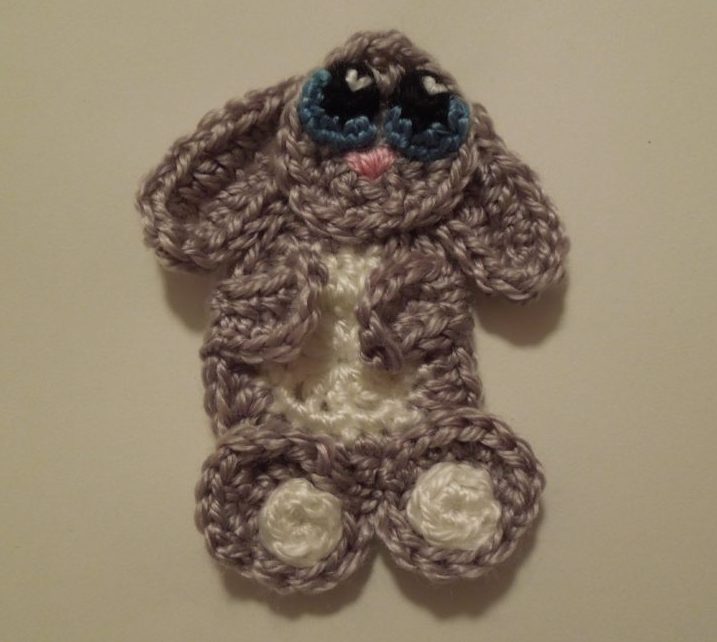 Assembled crochet bunny applique
