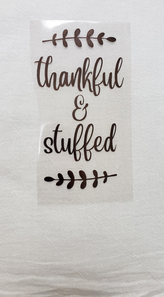 Position the vinyl on the towel | Thanksgiving Cricut Projects