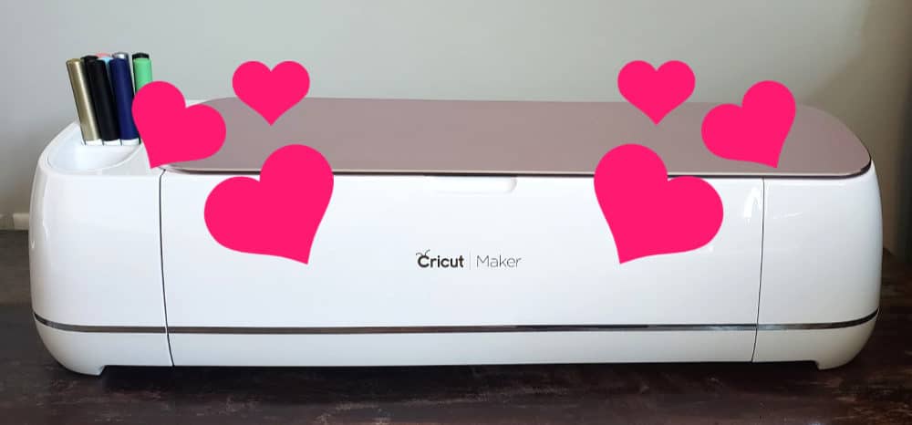 Cricut maker with hearts