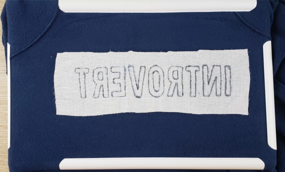 Sweatshirt in embroidery frame