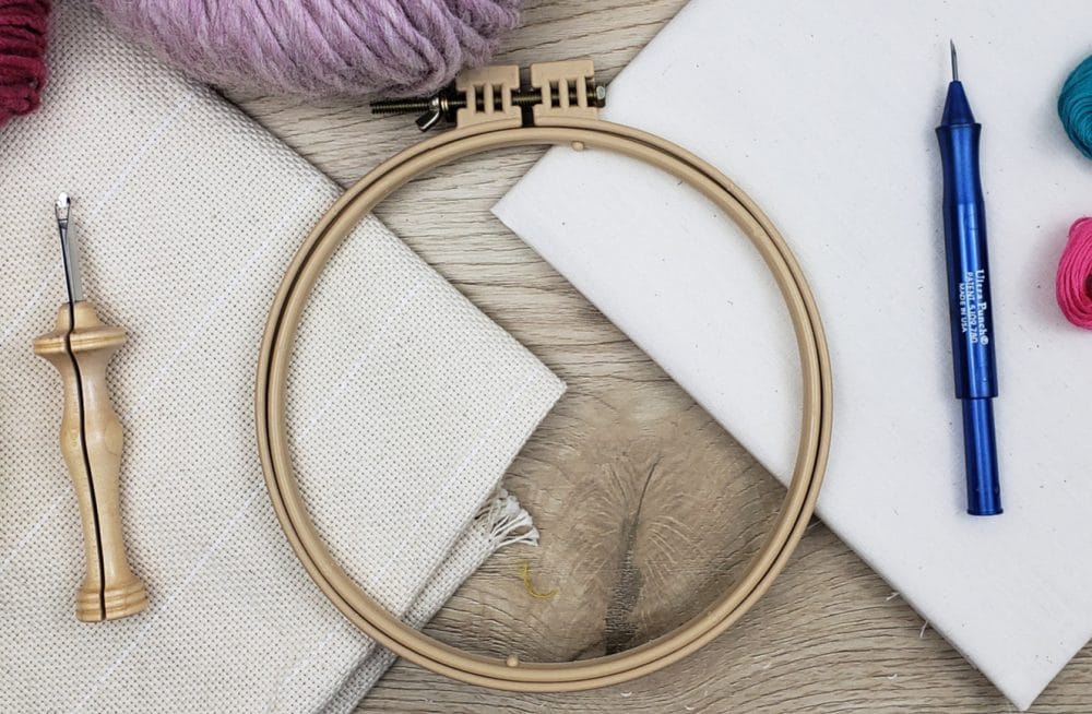 13 Best Punch Needle Kits (1) Marching North