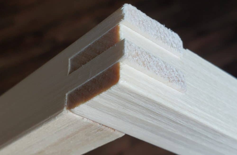 Assemble canvas stretcher bars