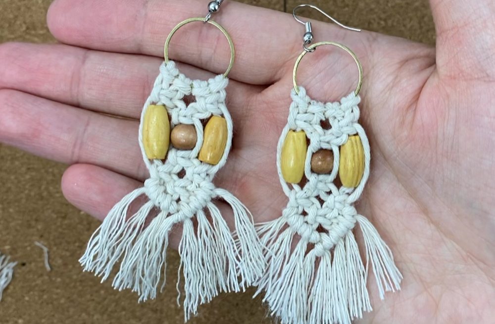 Finished DIY macrame earrings