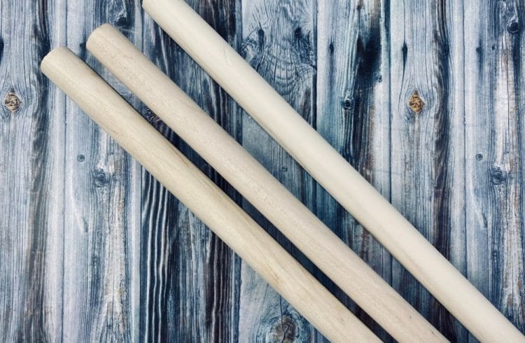 Wooden dowels for macrame