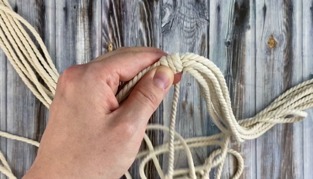 Macrame terrarium hanger tutorial | macrame plant hanger