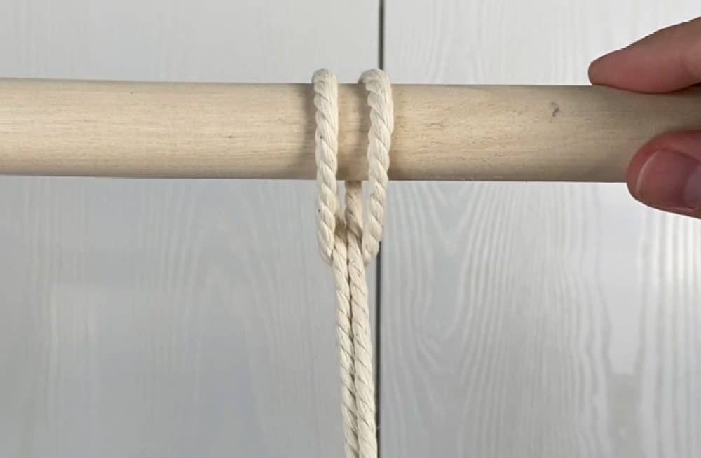 Framing Demo: The Cow Hitch Hanging Wire Knot