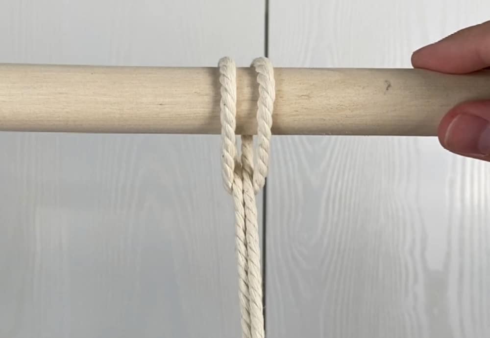 Learn the Basic Macrame Knots! (Perfect for Beginners) Marching North