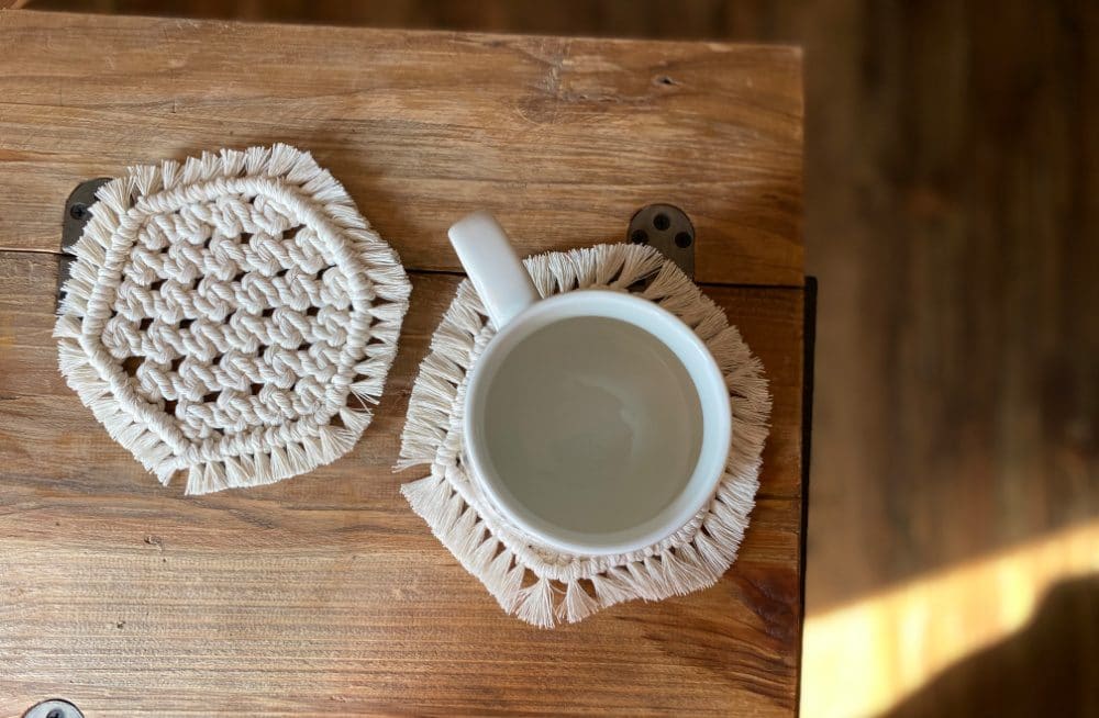 | hexagon macrame mug coasters