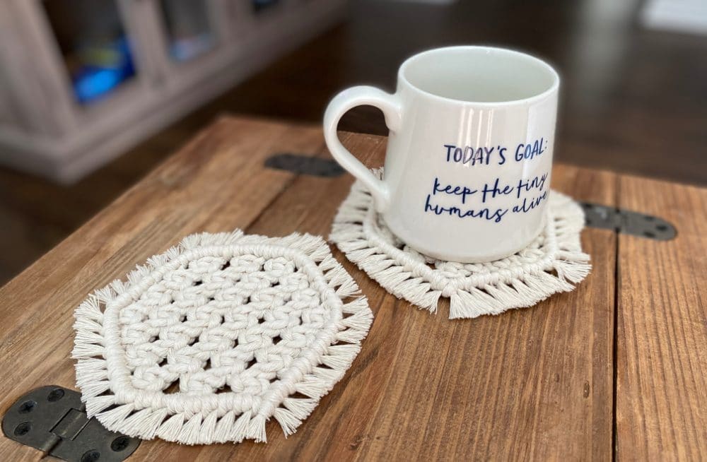 | hexagon macrame mug coasters