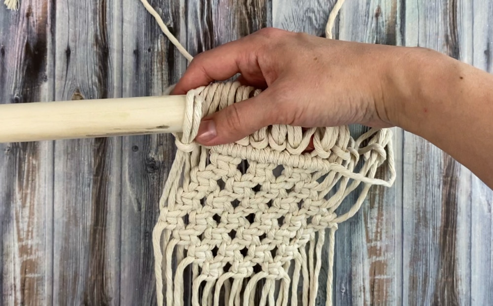 remove the coaster from the dowel | hexagon macrame mug coasters