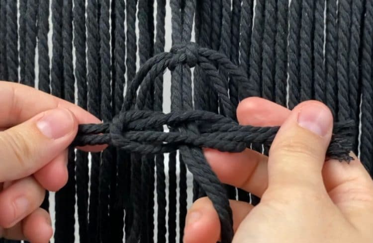 adding feather fringe | diy macrame dream catcher