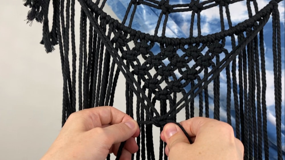 Make the extra fringe row | macrame dream catcher