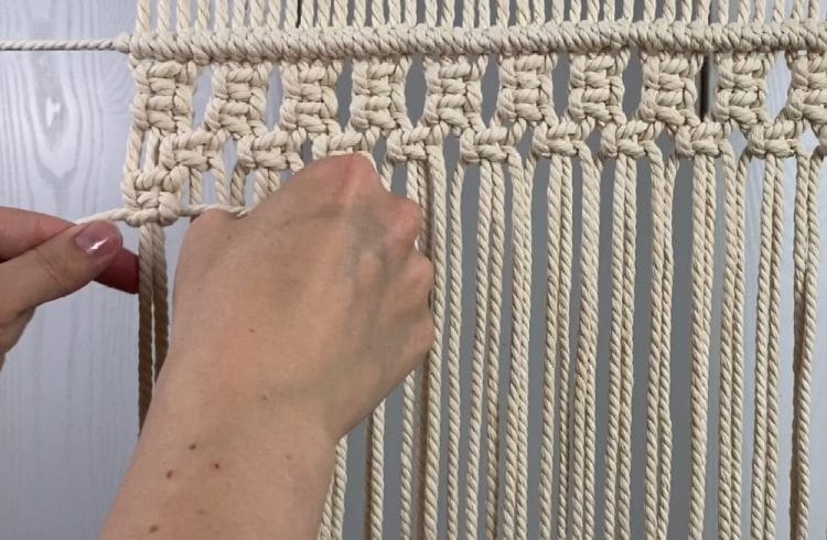 alternating square knots