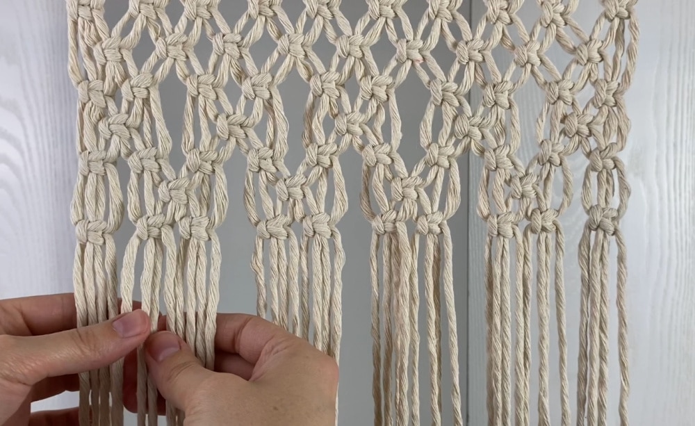 How to Make Boho Chic Macrame Placemats (with 2 knots!)