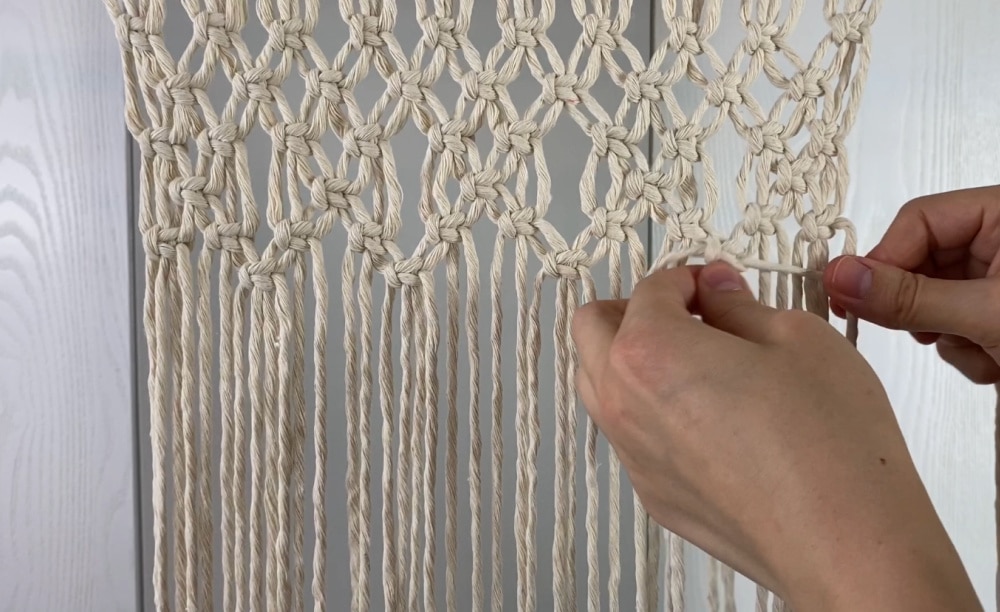 How to Make Boho Chic Macrame Placemats (with 2 knots!)