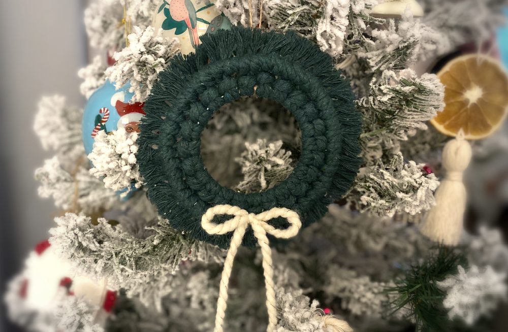 macrame christmas ornament