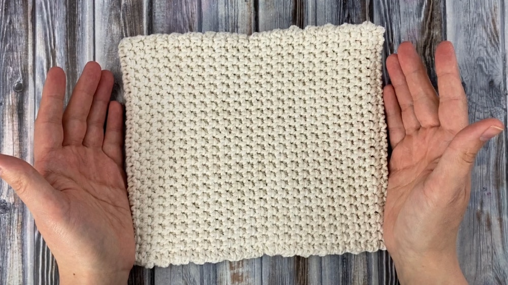 finished double thick crochet pot holder with the thermal stitch