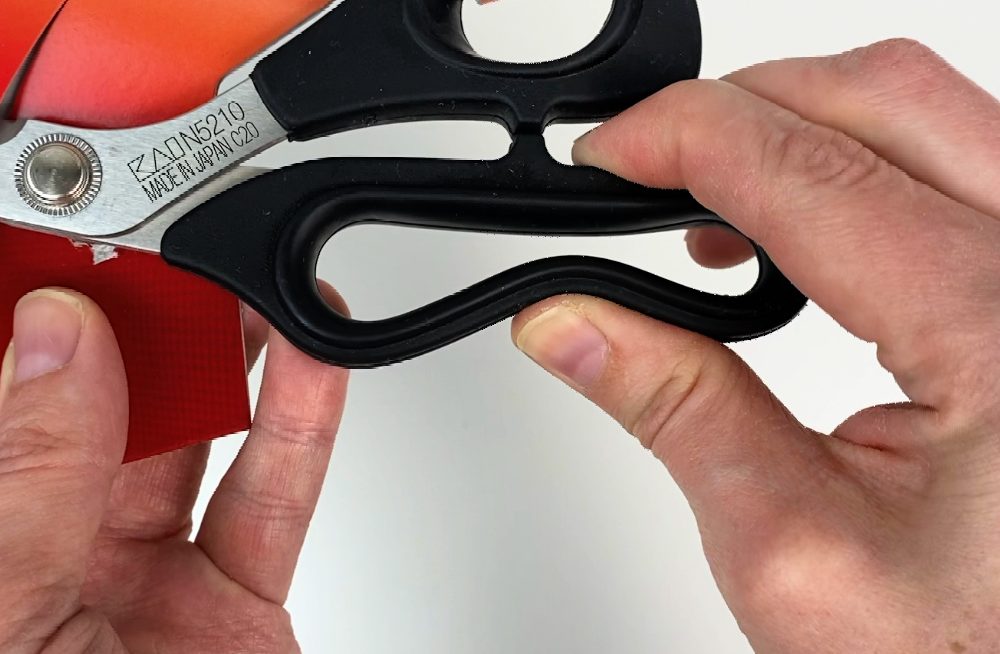 The BEST Scissors for Macrame Cord, Yarn and Fabric Fiskers vs