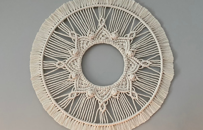 Simple Macrame Mandala Wall Hanging // Tutorial & Video!