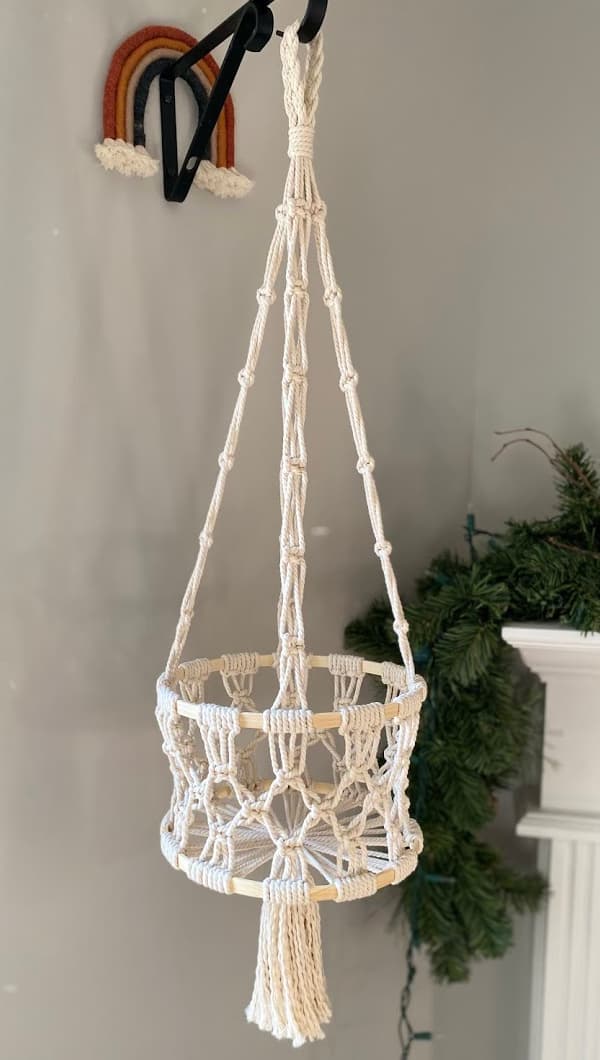 Image of Macrame hanging basket