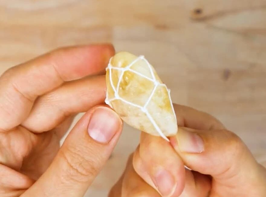 How to Wrap a Stone with Macrame Netting (Tutorial & Video!)