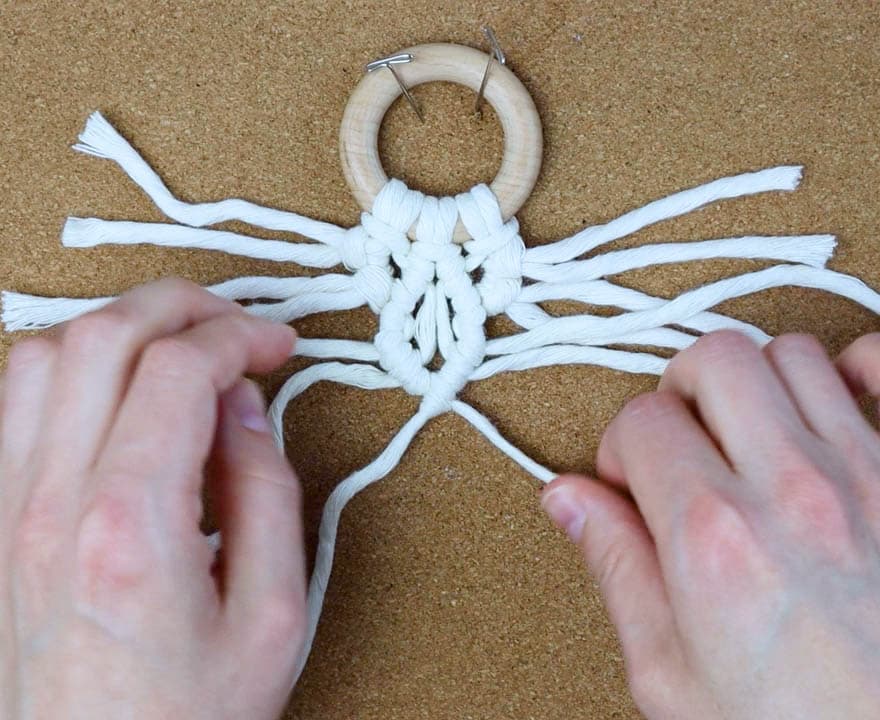 Macrame Feather DIY (3 Different Patterns!) | Marching North Macrame Feather DIY (3 Different Patterns!) | Marching North