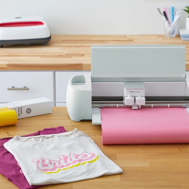 What is a Cricut Machine? (+27 Projects You Can Do with One!)