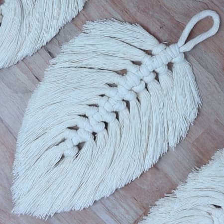 Macrame Feather Diy 3 Diffe Patterns Marching North - How To Make A Macrame Feather Wall Hanging Tutorial For Beginners