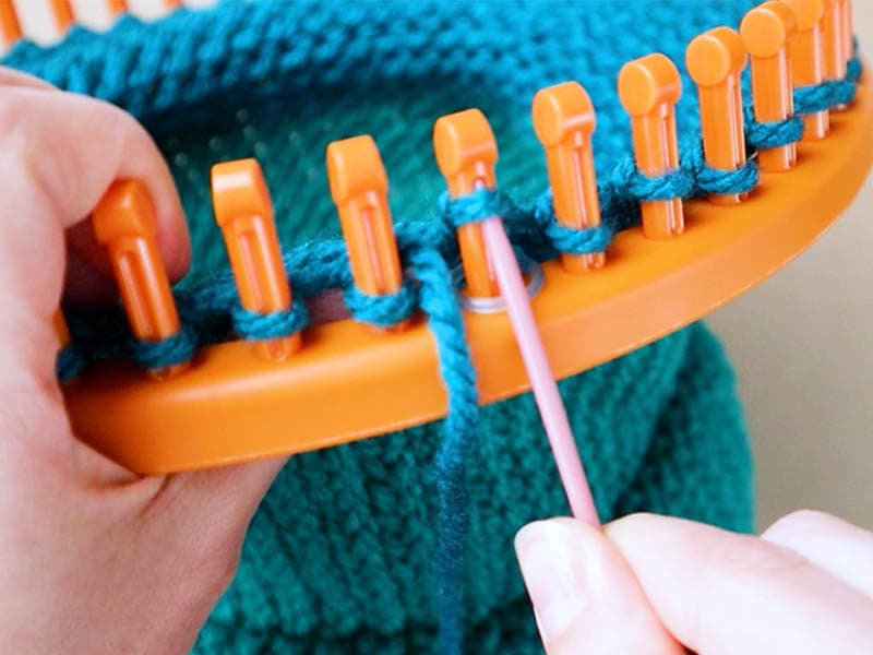 How to Knit a Hat on a Loom Easy Beanie Pattern for Beginners