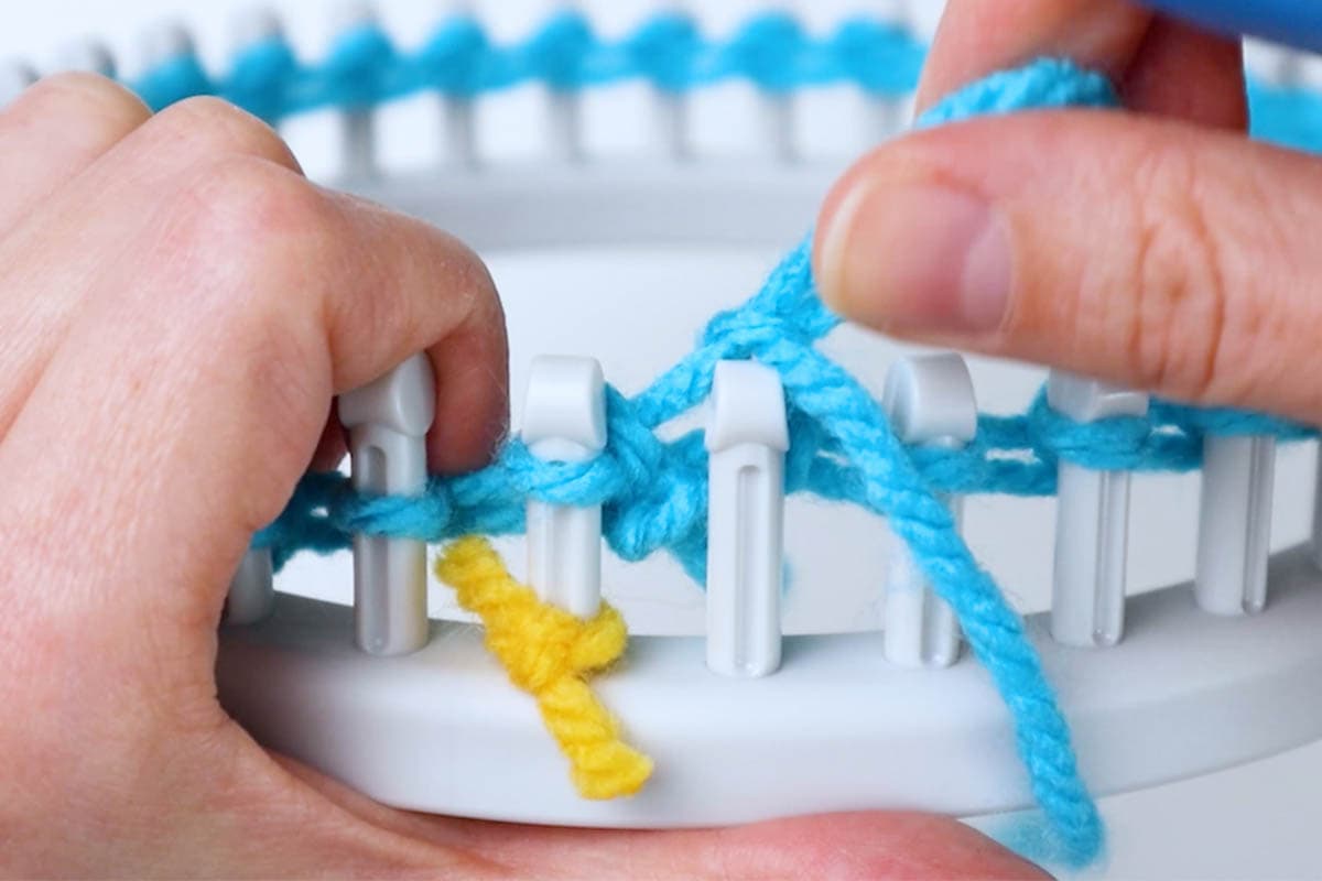 How to Loom Knit a Baby Hat (in 2 Sizes!) Marching North