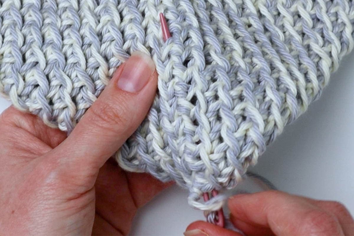 https://www.marchingnorth.com/wp-content/uploads/2022/03/folded-thick-crochet-pot-holder_0026_Crochet-Pot-Holder.00_11_28_28.Still108.jpg.jpg