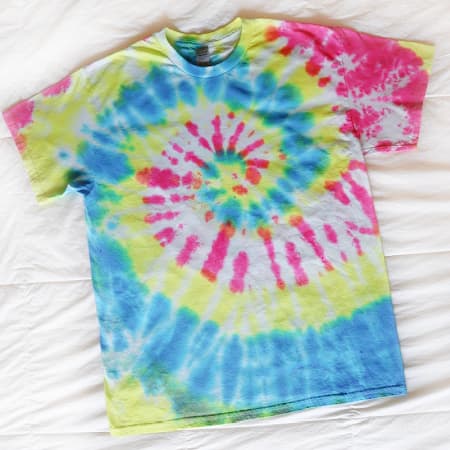 3 Easy Tie Dye Patterns for Making Cool Tie Dye Shirts!