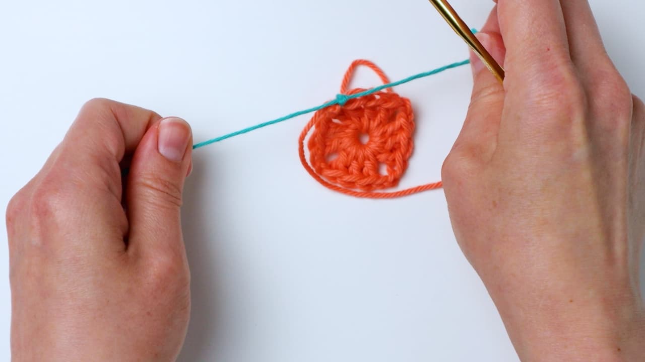 tie new color onto corner space