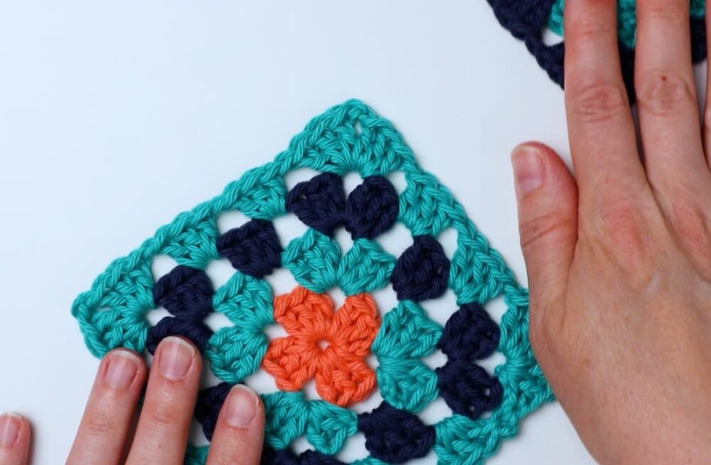 make one more round for one granny square