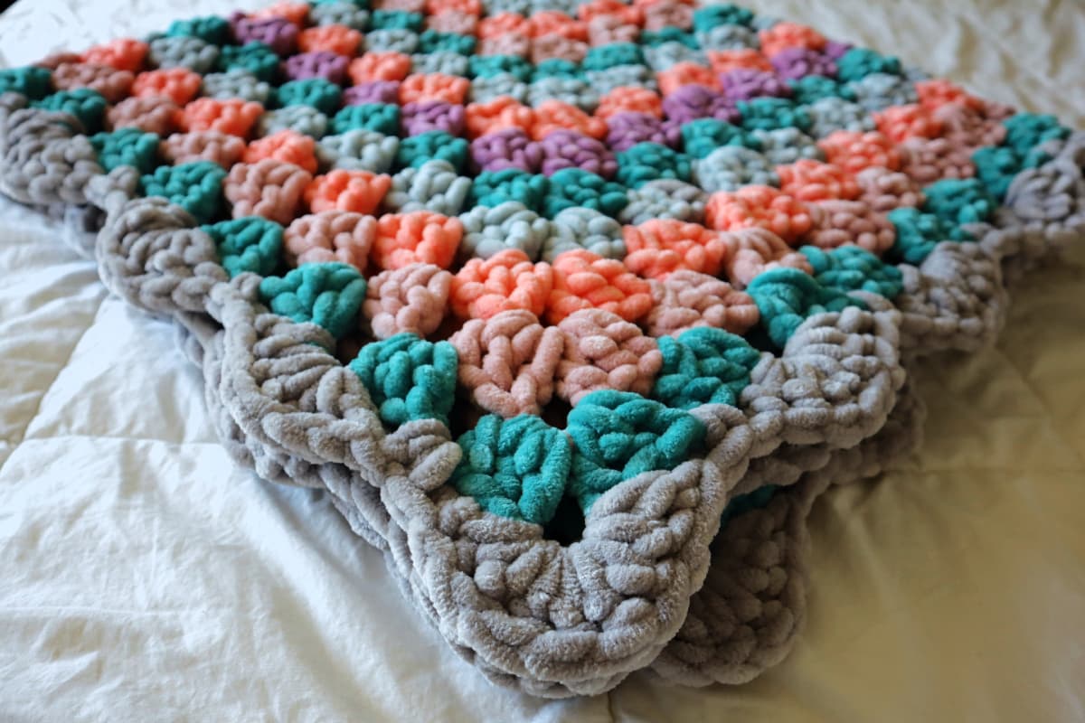 What is the Best Yarn for Chunky Blanket? - Your Crochet