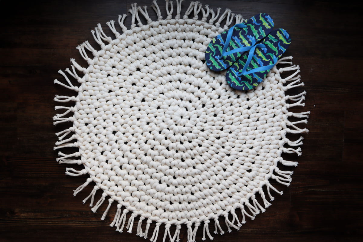 Spiral Rug  Crochet, 15 mm crochet hook, Crochet patterns free blanket