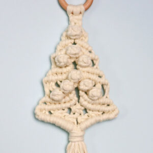 macrame Christmas tree featured image