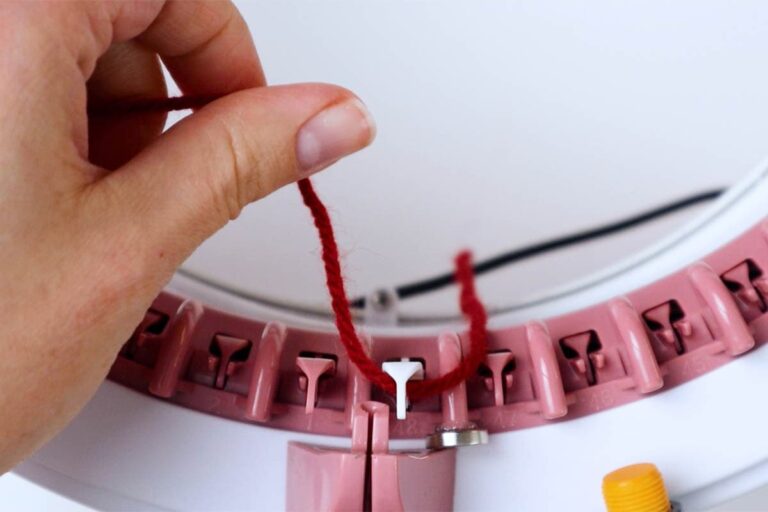 Marching Pattern Machine Free Twisted Knitting Machine Headband Pattern (Sentro, Jamit, or Addi ...