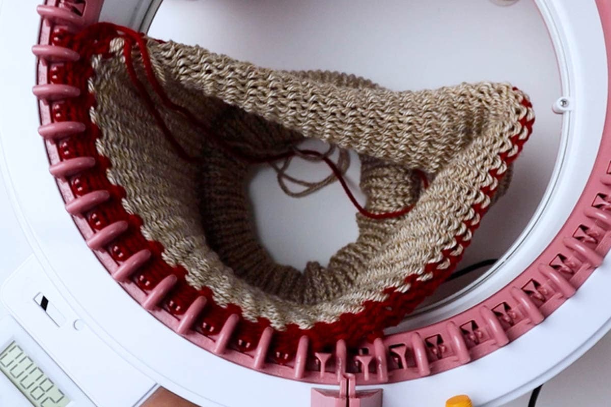 Free Twisted Knitting Machine Headband Pattern (Sentro, Jamit, or Addi