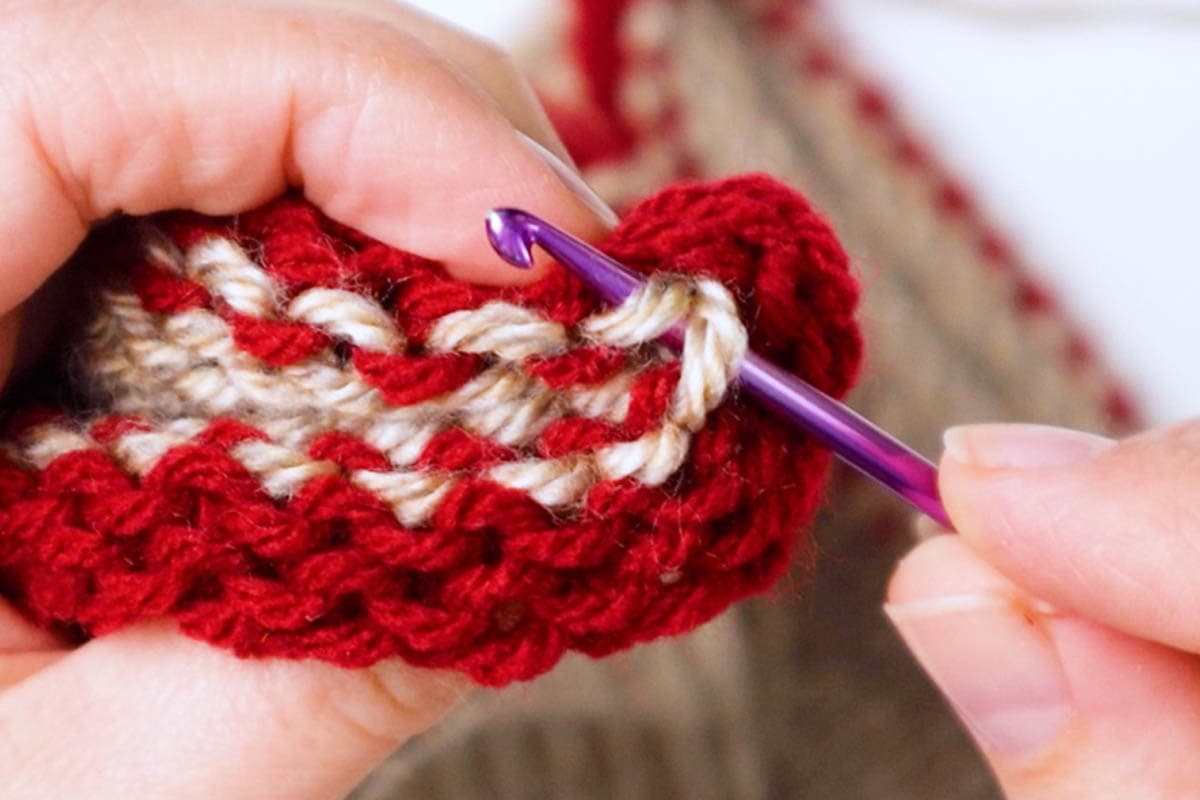 Free Twisted Knitting Machine Headband Pattern (Sentro, Jamit, or Addi