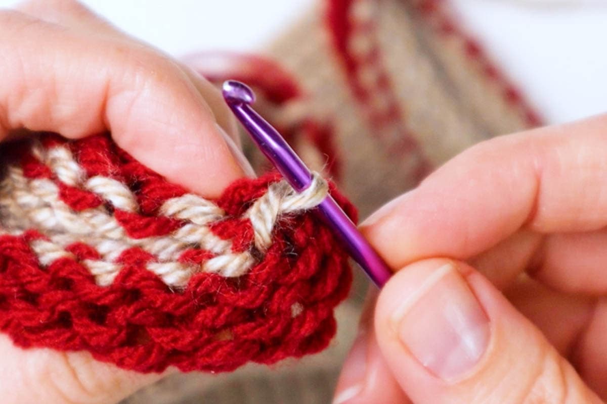 Free Twisted Knitting Machine Headband Pattern (Sentro, Jamit, or Addi