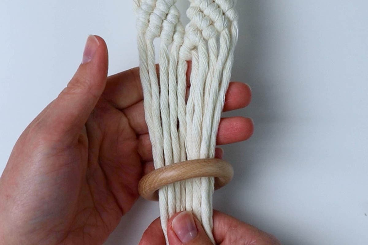 DIY Macrame Towel Hanger (Free Pattern & Video!) Marching North