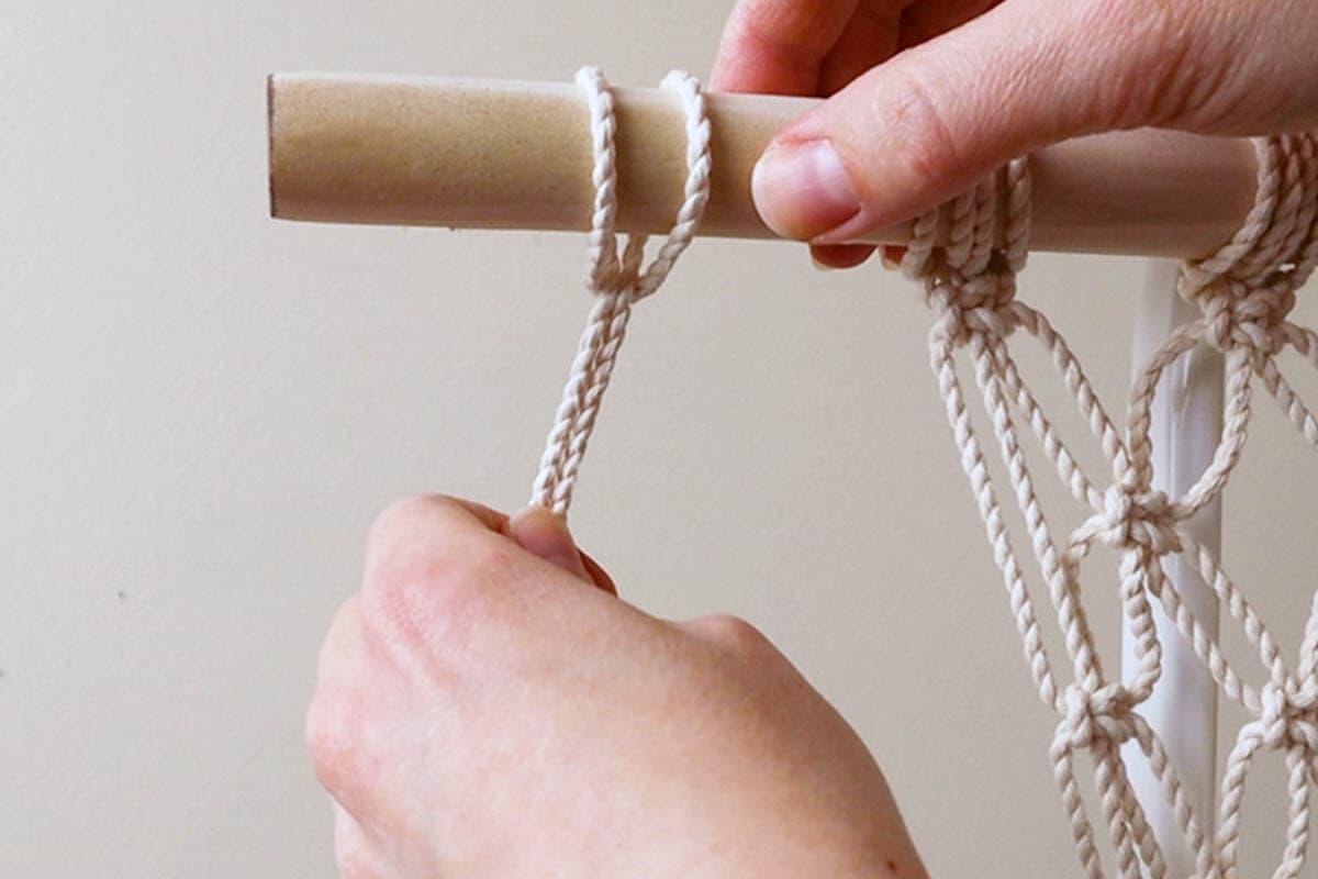 left holding strap attached to the top dowel