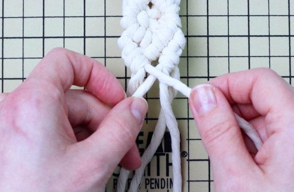 tying double half hitch knots for the second diamond shape