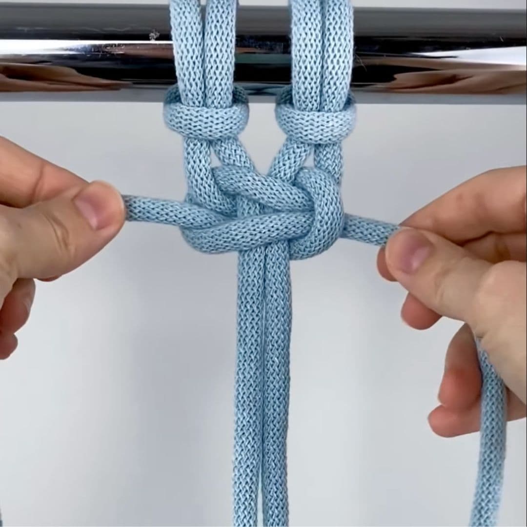 Learn 17 Basic Macrame Knots (+ PDF Guide for Beginners!)