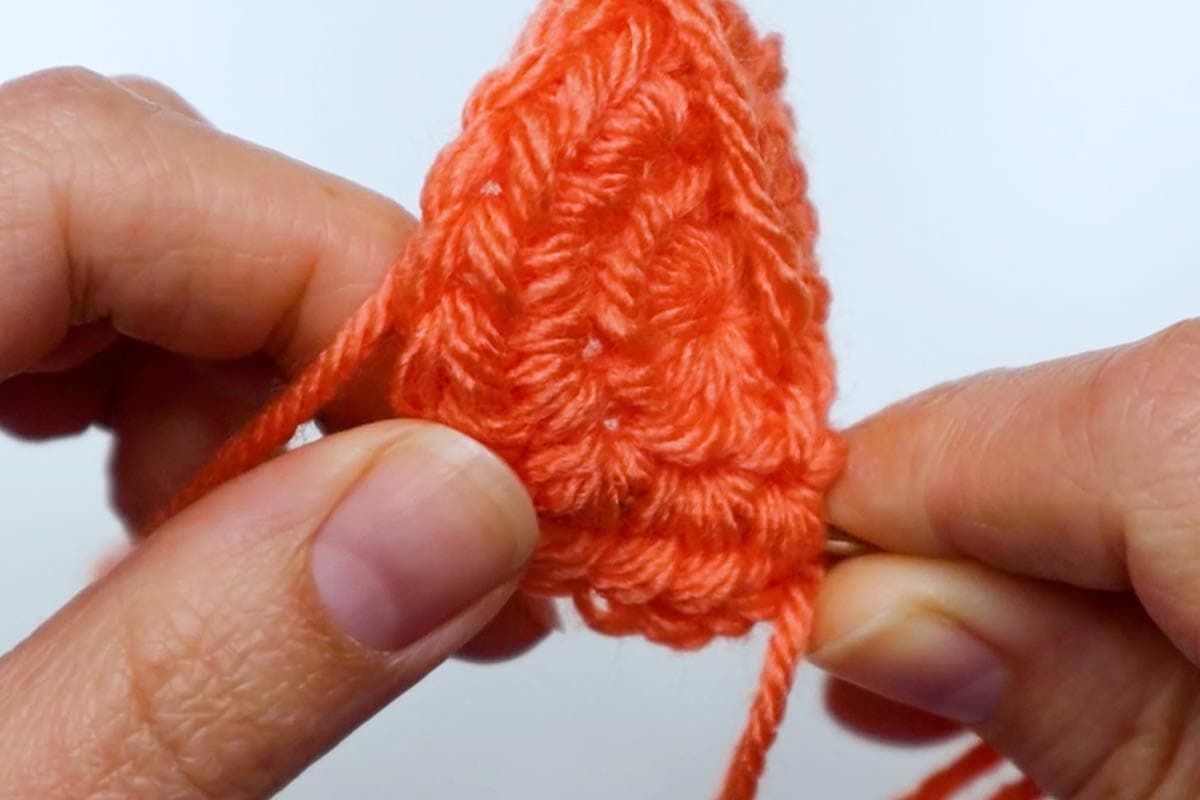 weave in the ends of the yarn