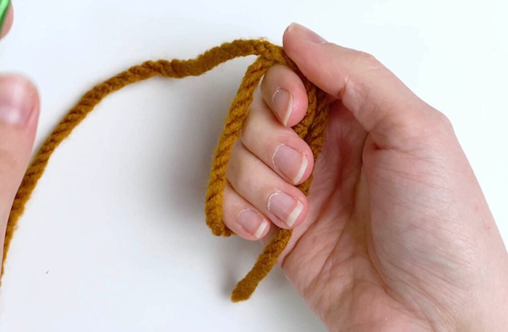 Super EASY magic ring (magic circle) crochet tutorial!