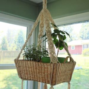 featured image for macrame hanging basket makeover